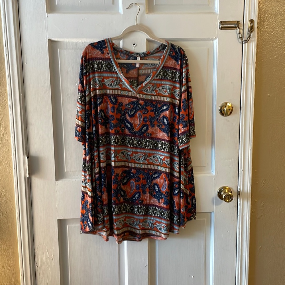 Pattered V neck 5x